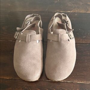 Mukishoes Barefoot Clogs